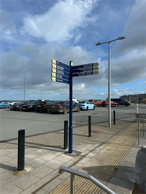 Fingerpost