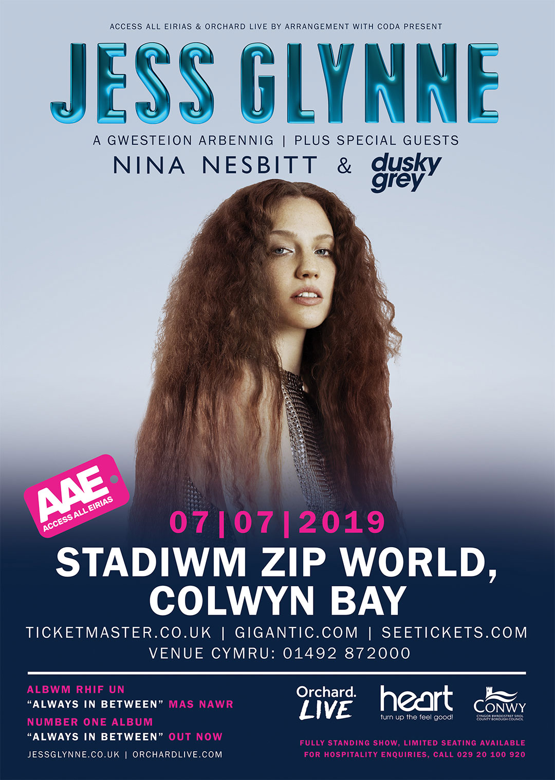 Nina Nesbitt i ymuno â Jess Glynne yn Stadiwm Zip World ym Mae Colwyn